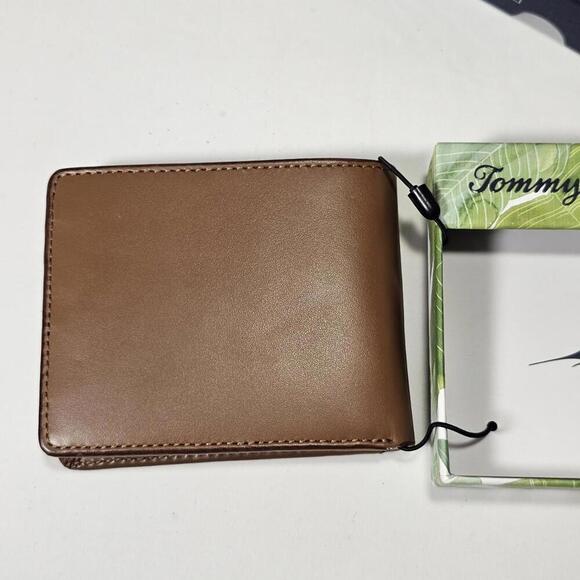 Tommy Bahama Wallet Mens Bi Fold Tan Leather Card Case Brown Marlin Embossed NIB - Picture 5 of 6